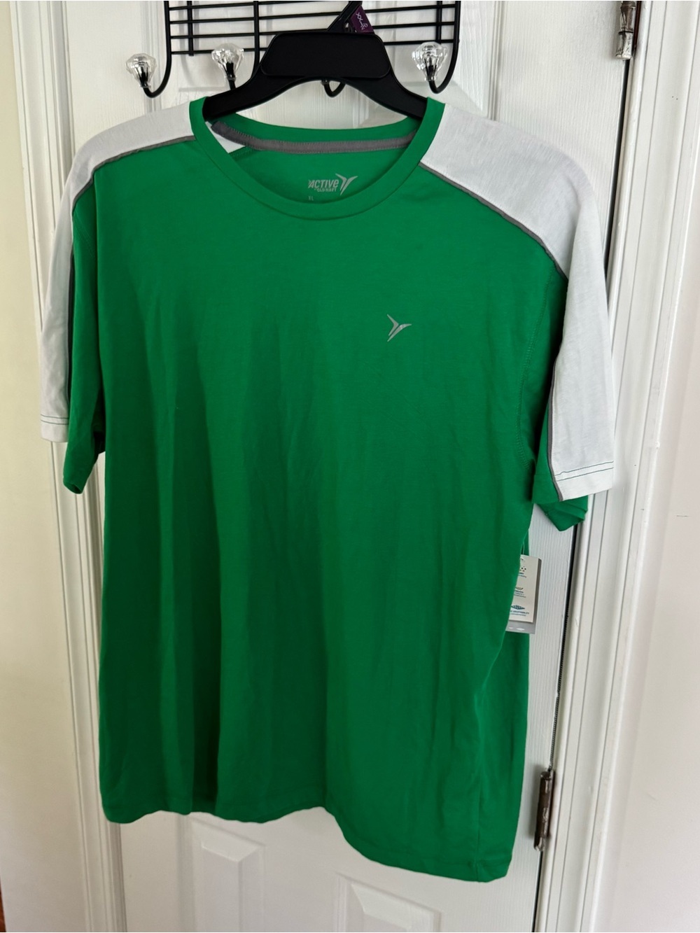Mens XL Performance Athletic Shirt GoDRY Moisture Wicking Green Colorblock NWT - Picture 8 of 14
